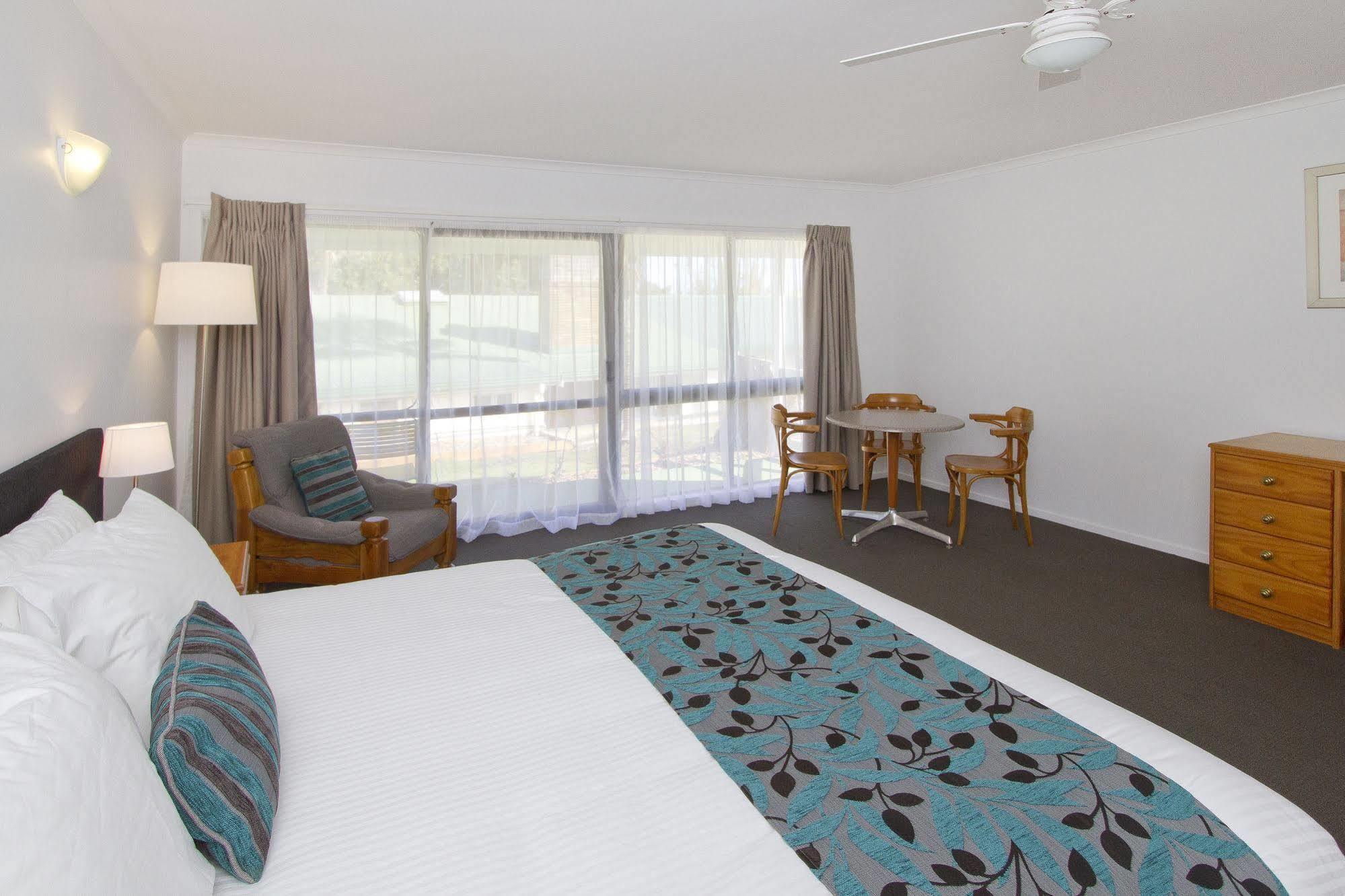 Castaway Norfolk Island Hotel Burnt Pine Exterior foto
